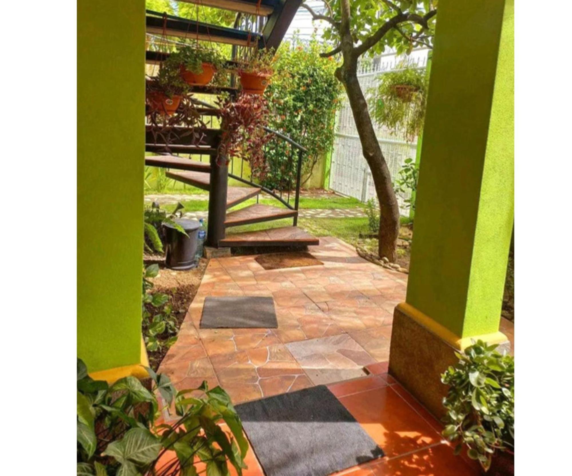Hostal San Antonio León Exterior foto