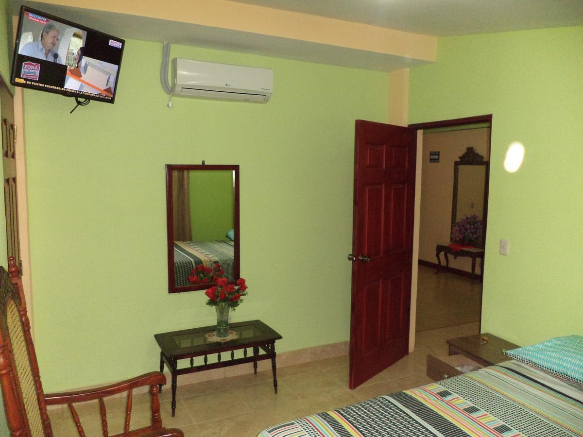 Hostal San Antonio León Exterior foto
